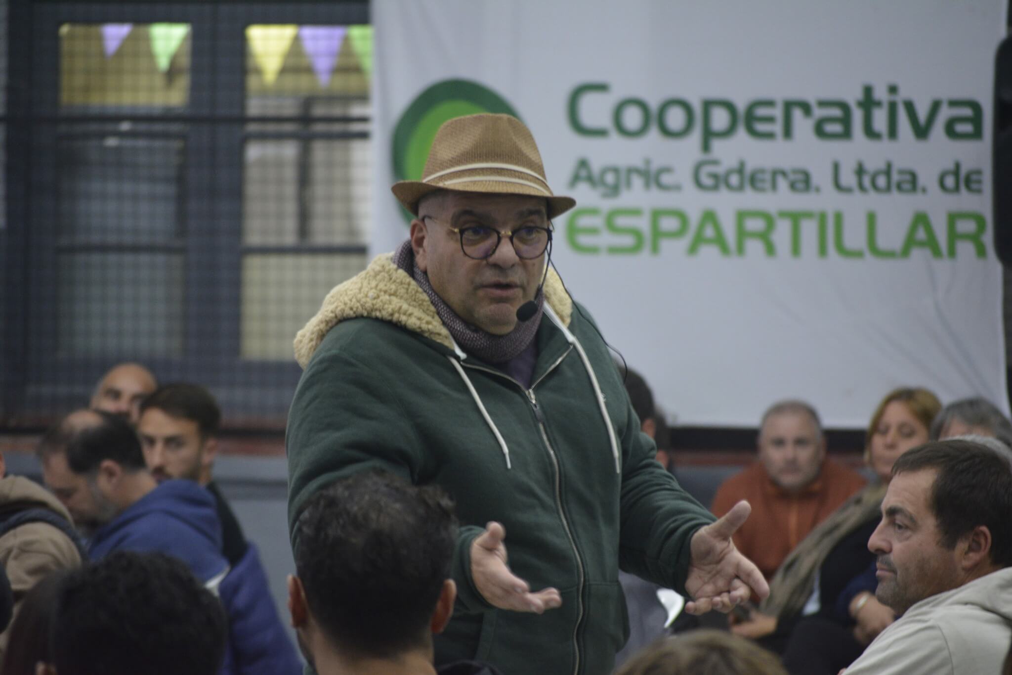 Lee más sobre el artículo Espartillar fue sede de una valiosa charla económica con Salvador Di Stefano.